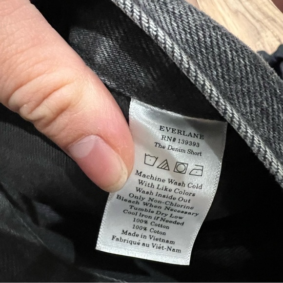 Everlane Womens The Denim Short Raw Hem Organic Cotton Washed Black - Picture 9 of 9